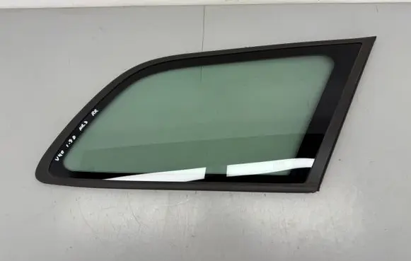 Volvo S40, V40 Rear side window 