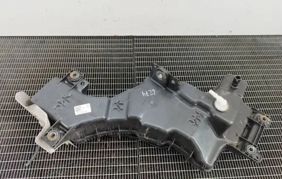 Ford Transit - Tourneo Connect AdBlue liquid reservoir 