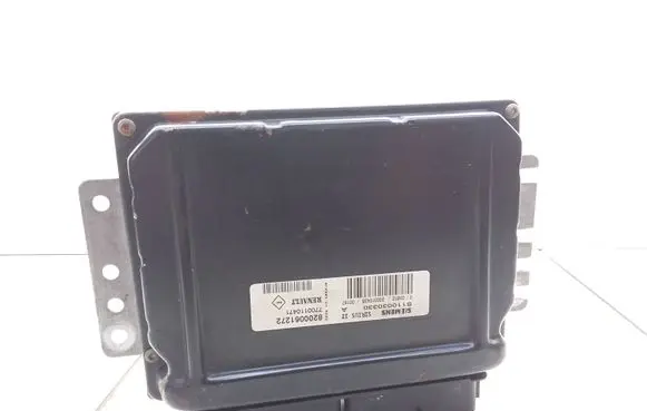 Renault Kangoo I Engine control unit/module 8200061272 7700110471