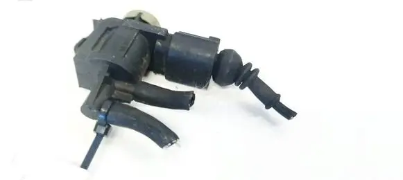 Volkswagen Golf V Turbo solenoid valve 1J0906283C