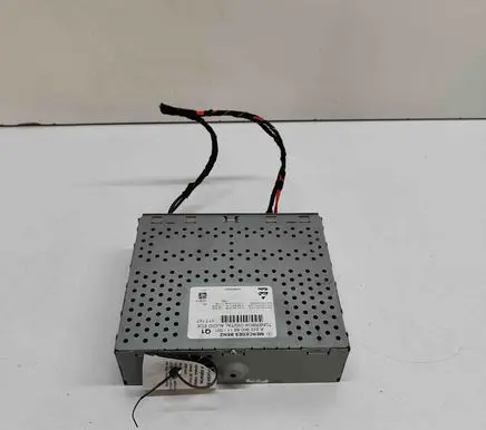 Mercedes-Benz C W205 HiFi Audio sound control unit A2229027009 A2229027109