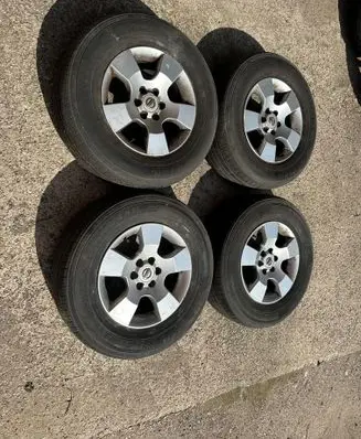 R16 alloy rim
