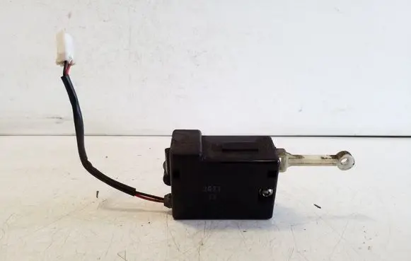 Chevrolet Captiva Tailgate boot lock/latch motor 96491181