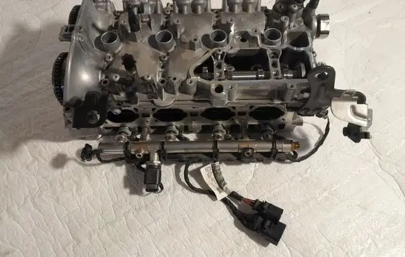 Audi A4 S4 B9 Engine head 06L109087C