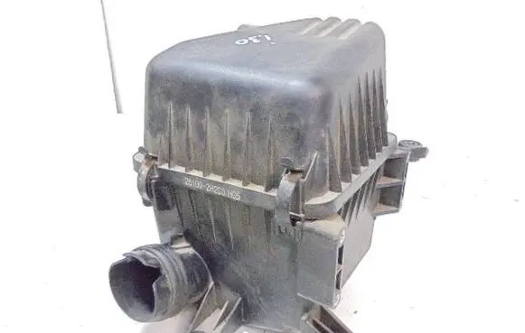 Hyundai i30 Air filter box 281002H200