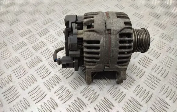 Skoda Fabia Mk2 (5J) Generator/alternator BR14H 06F903023D