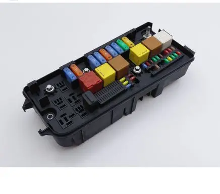 Opel Vectra C Fuse module 13205802 13205802GN 519181002