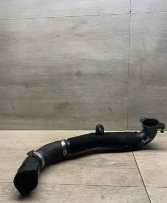 Volkswagen PASSAT B8 Intercooler hose/pipe 04L131111M BMTS40000712 301260