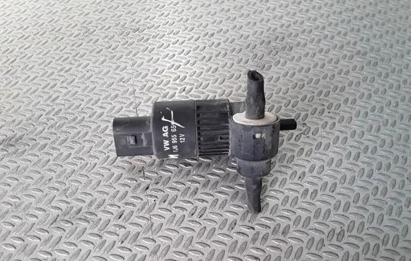Windscreen/windshield washer pump