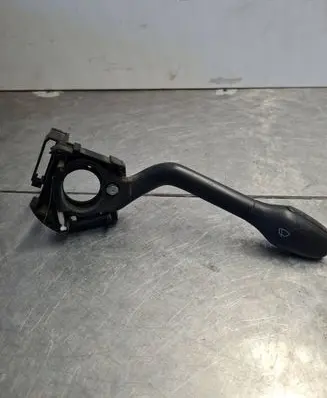 Volkswagen Golf III Wiper control stalk 703953503AK 202784