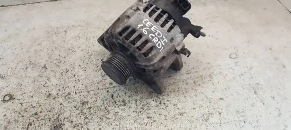 KIA Ceed Generator/alternator 373002A500