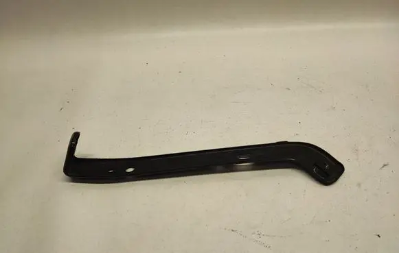 Ford Mustang VI Fender mounting bracket FR3B16C198BC