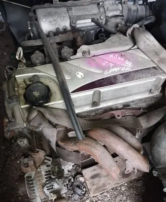 Mitsubishi Grandis Engine