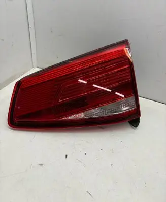 Volkswagen PASSAT B8 Tailgate rear/tail lights 3G9945094E