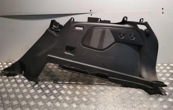 Jeep Cherokee Trunk/boot lower side trim panel 