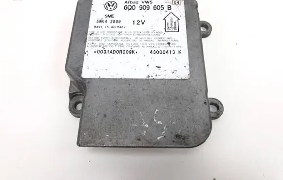 Volkswagen PASSAT B5 Airbag control unit/module 6Q0909605B