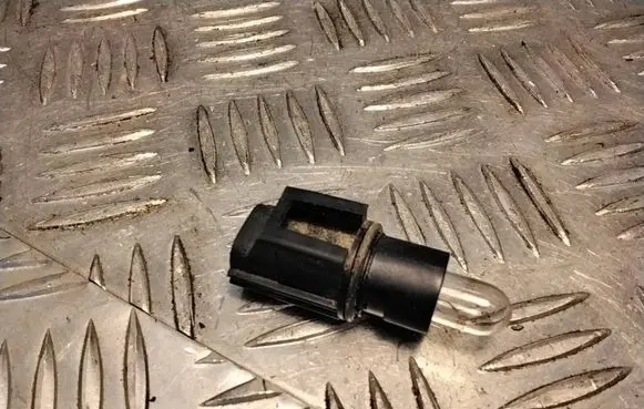 Volvo S80 Front fender indicator light 149144
