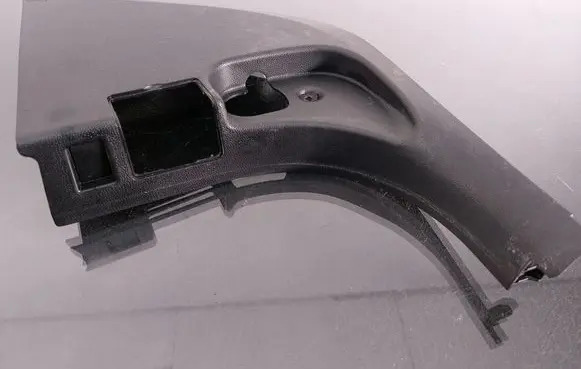 BMW 3 E90 E91 Foot area side trim 51437066989 112420
