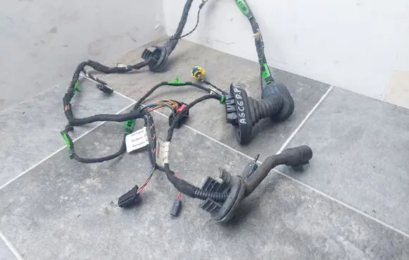Audi A6 S6 C6 4F Front door wiring loom 4F1971030AD