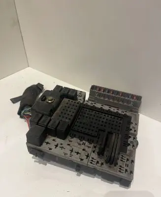 Volvo S80 Fuse module 9494509 9464243