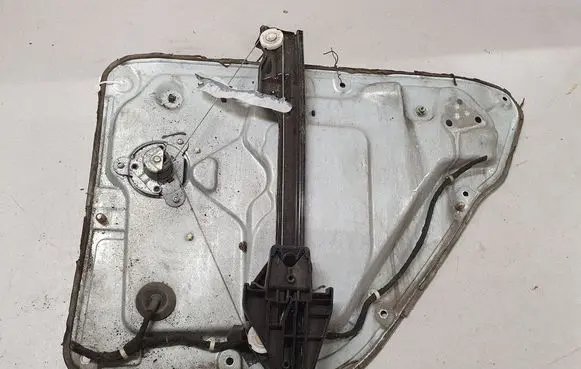 Skoda Fabia Mk1 (6Y) Rear door manual window regulator 6Y0839755B 114881 008282