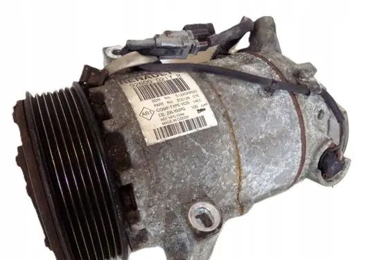 Renault Captur Air conditioning (A/C) compressor (pump) 926000217R