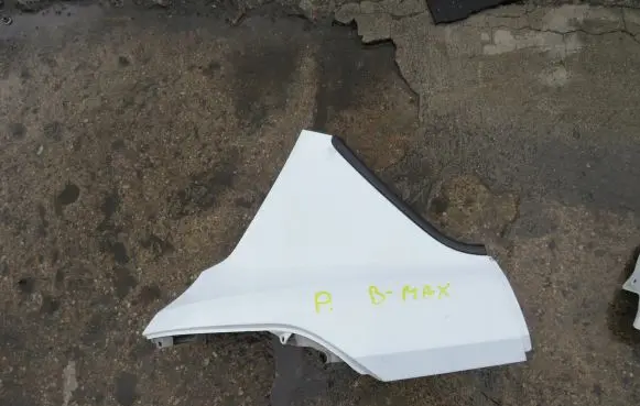 Ford B-MAX Fender