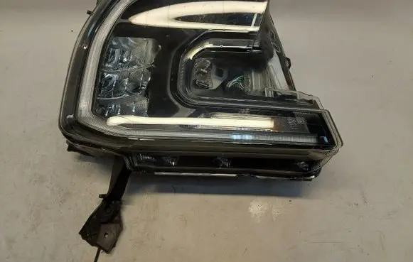 Ford Ranger IV Headlight/headlamp