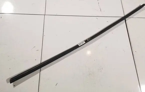 Alfa Romeo Mito Front door glass trim molding 