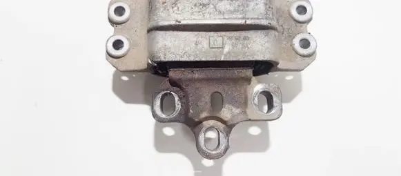 Skoda Octavia Mk2 (1Z) Engine mount bracket 1k0199555q