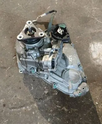 BMW X5 F15 Gearbox transfer box case 27608643153 8643153 2760864315301