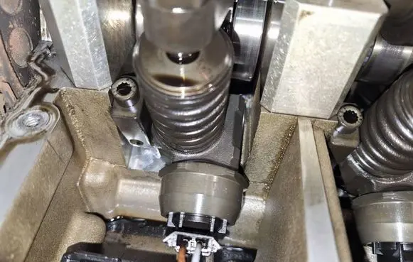 Seat Leon (1P) Fuel injector