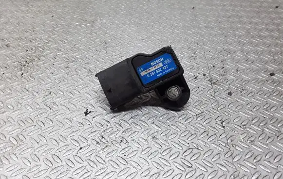 Opel Vectra C Air pressure sensor 0281002437