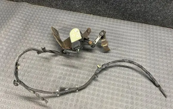 Jaguar XF X250 Headlight/headlamp level sensor 