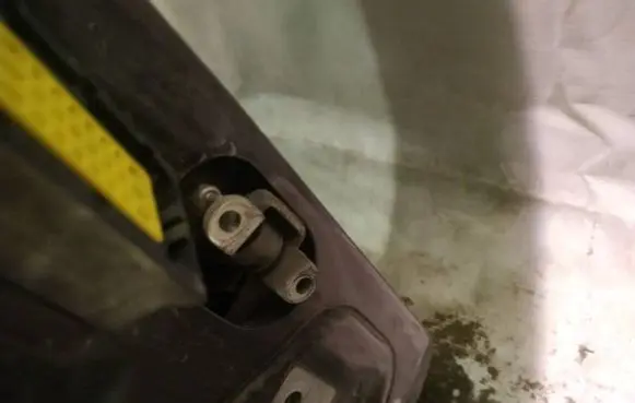 Alfa Romeo 159 Rear door check strap stopper
