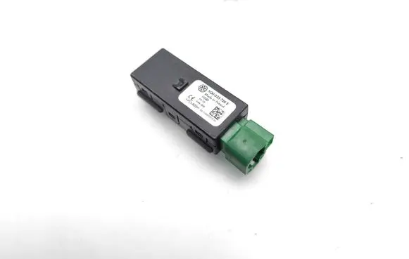 Skoda Karoq USB socket connector 5Q0035726E