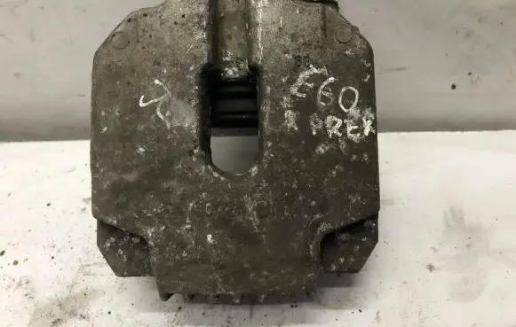 BMW 5 E60 E61 Front brake caliper 6024