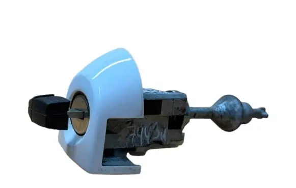 BMW X5 E70 Front door lock (next to the handle) 