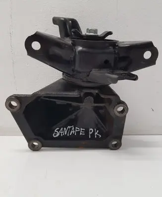 Hyundai Santa Fe Engine mount bracket