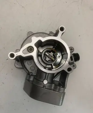 Audi A4 S4 B9 Vacuum pump 06L145100F