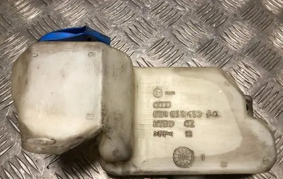 Audi A4 S4 B7 8E 8H Windshield washer fluid reservoir/tank 8E0955453AC