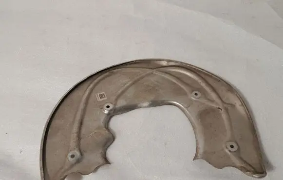 Audi A5 Rear brake disc plate dust cover 8W0615311E