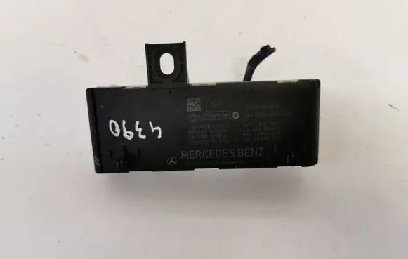 Mercedes-Benz E W213 Tailgate/trunk control unit/module A2139000814
