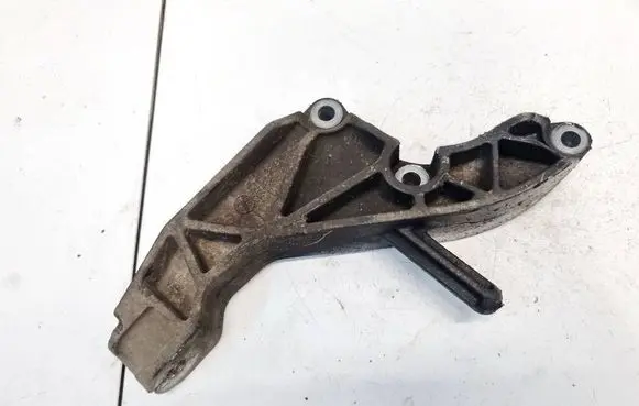 Opel Astra H Engine mounting bracket 13125634