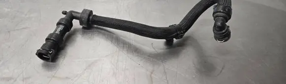 Opel Vivaro Coolant pipe/hose 9830803280