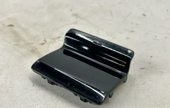 BMW 5 F10 F11 Rear bumper row hook cap/cover 7184784
