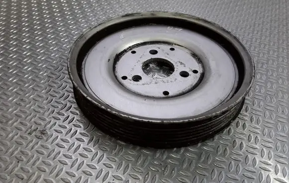 Audi A6 S6 C4 4A Power steering pump pulley 078145255
