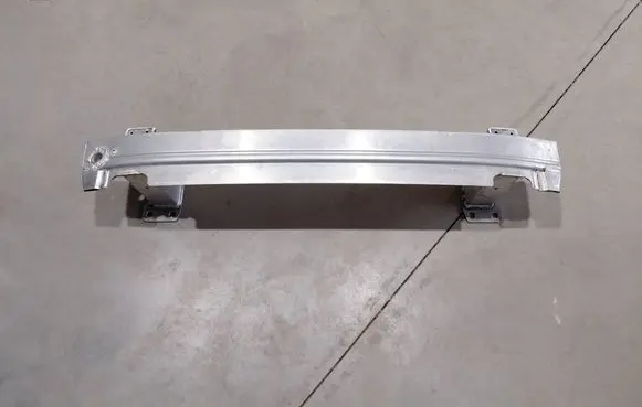 Audi Q8 Front bumper cross member 4M0807109A