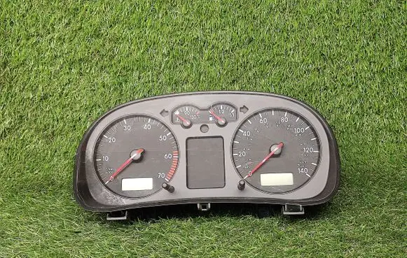 Volkswagen Golf IV Speedometer (instrument cluster) 1J0920906 0263637020