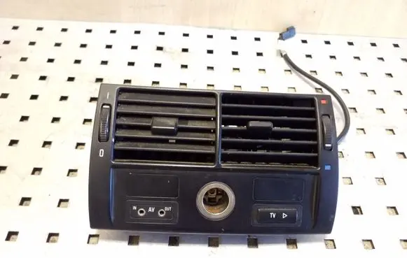 BMW X5 E53 Dash center air vent grill 8409081